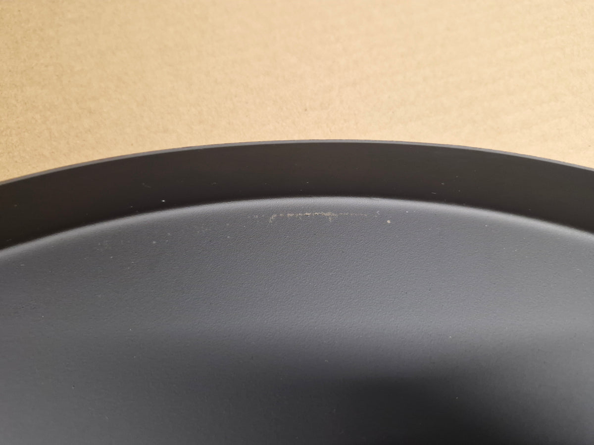 STUDIO Felix Round Tray Black *DAMAGED*