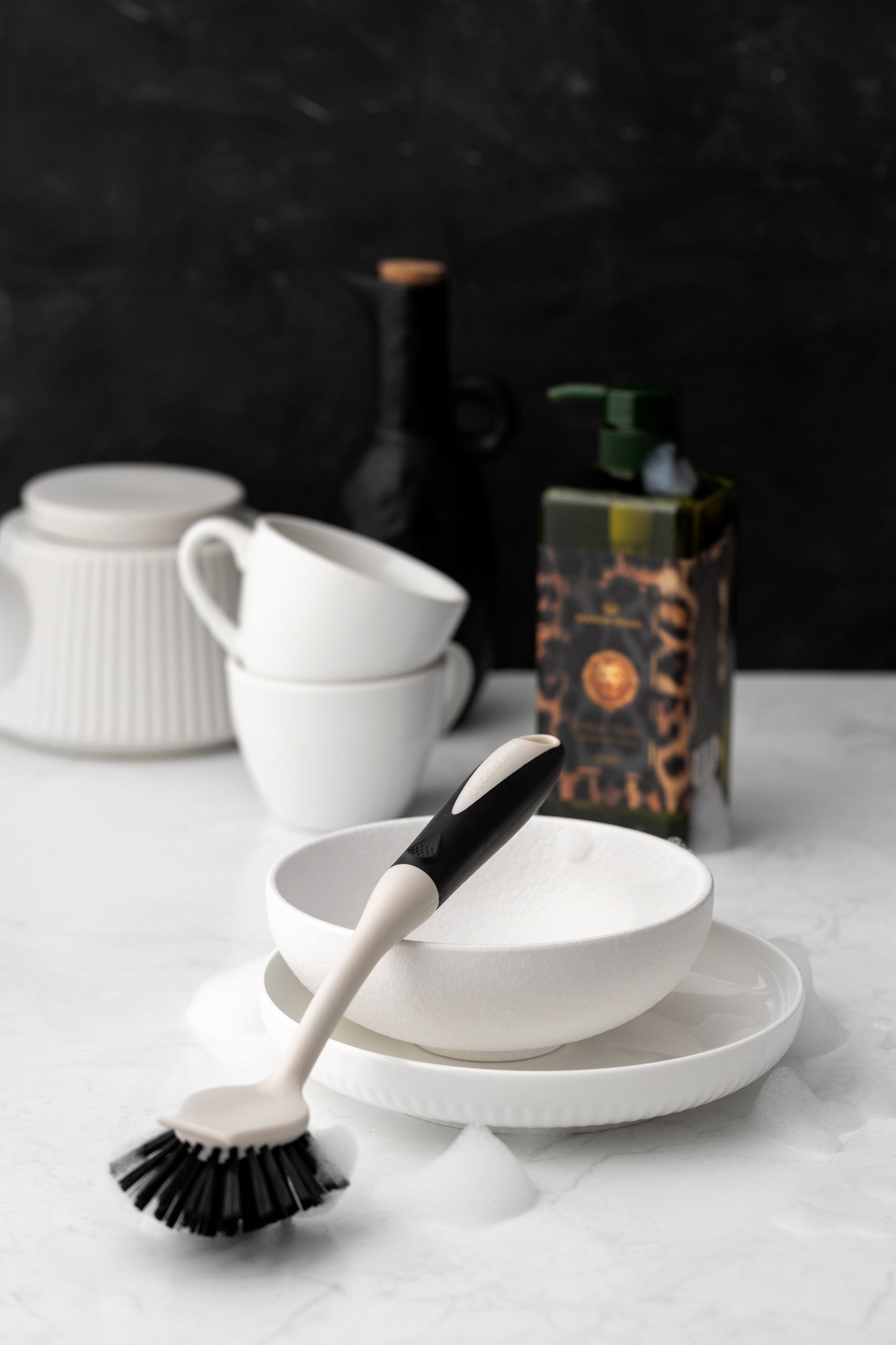 Manor Road Black & Pebble Dish Brush