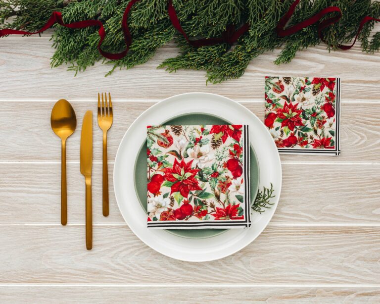 Manor Road Poinsettia & Pomegranate Cocktail Napkins