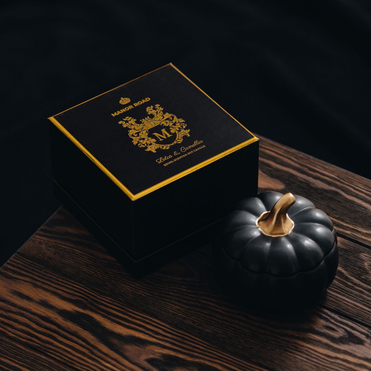Manor Road Pompion Matte Black Candle