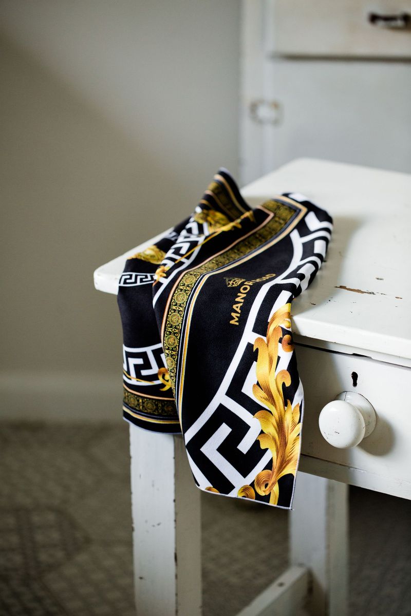 Manor Road Baroque Microfiber Tea Towel