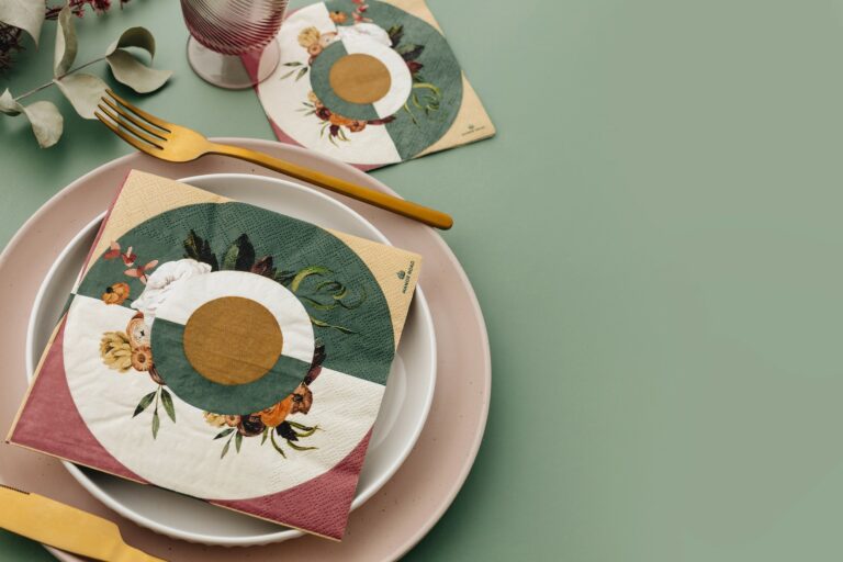 Manor Road Flora Luncheon Napkins