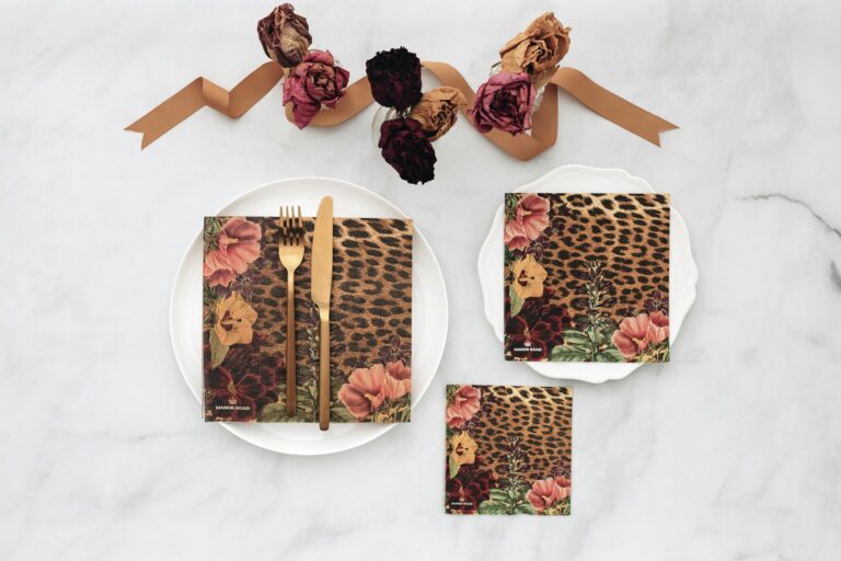 Manor Road Secret Garden Dinner Napkins