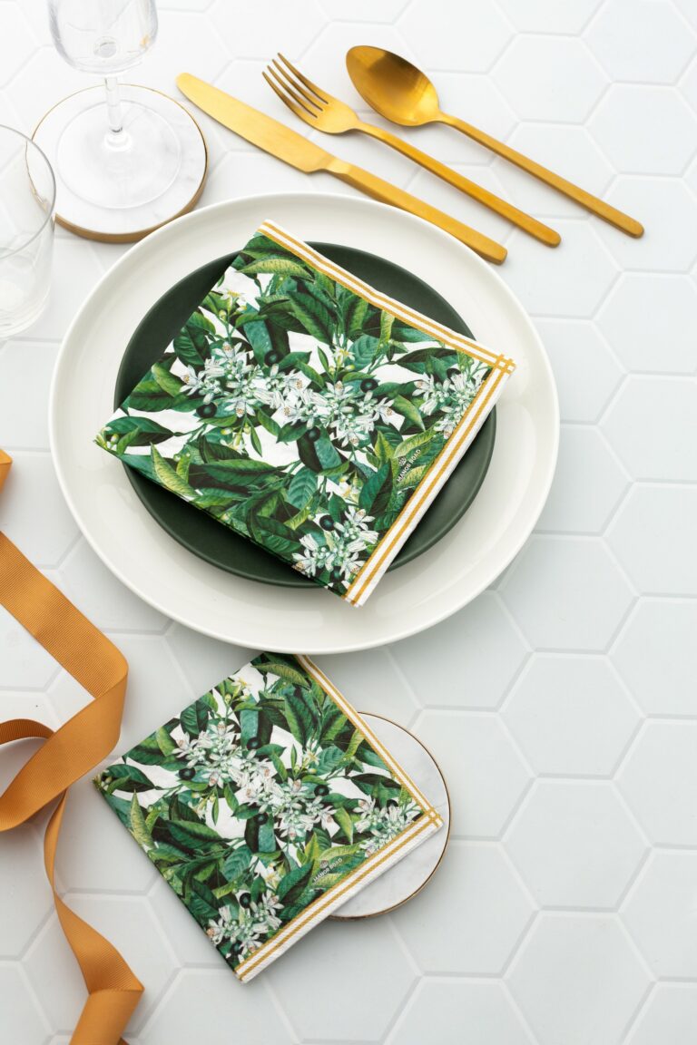 Manor Road Summer Oasis Luncheon Napkins