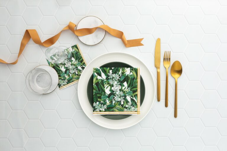 Manor Road Summer Oasis Luncheon Napkins