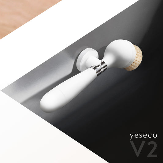 yeseco V2 Brush with Suction Stand White