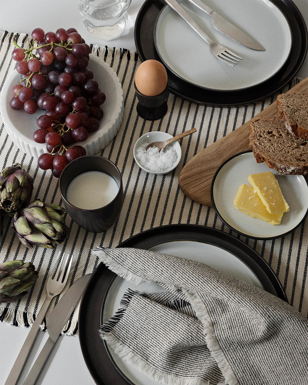 Broste Copenhagen Elouise Placemats Off White/Black set/2